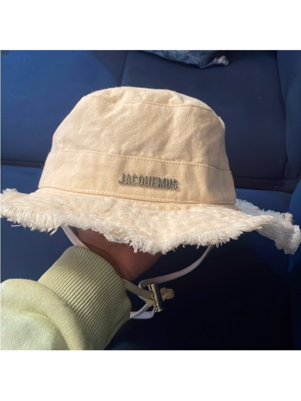 Authentic Jacquemus Cream Frayed Brim Bucket Hat - Picture 4 of 7